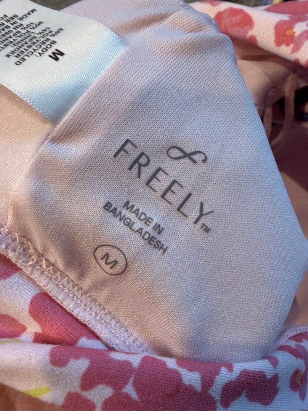 Freely Sports Bra - Picture 4 of 5